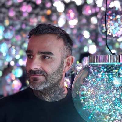 Porträtfoto von Julien Jimenez, Autor der Fachbeiträge von Verarbeitungsbuch